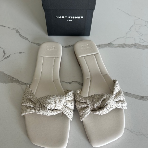 Marc Fisher Marlon Ivory - Picture 6 of 6